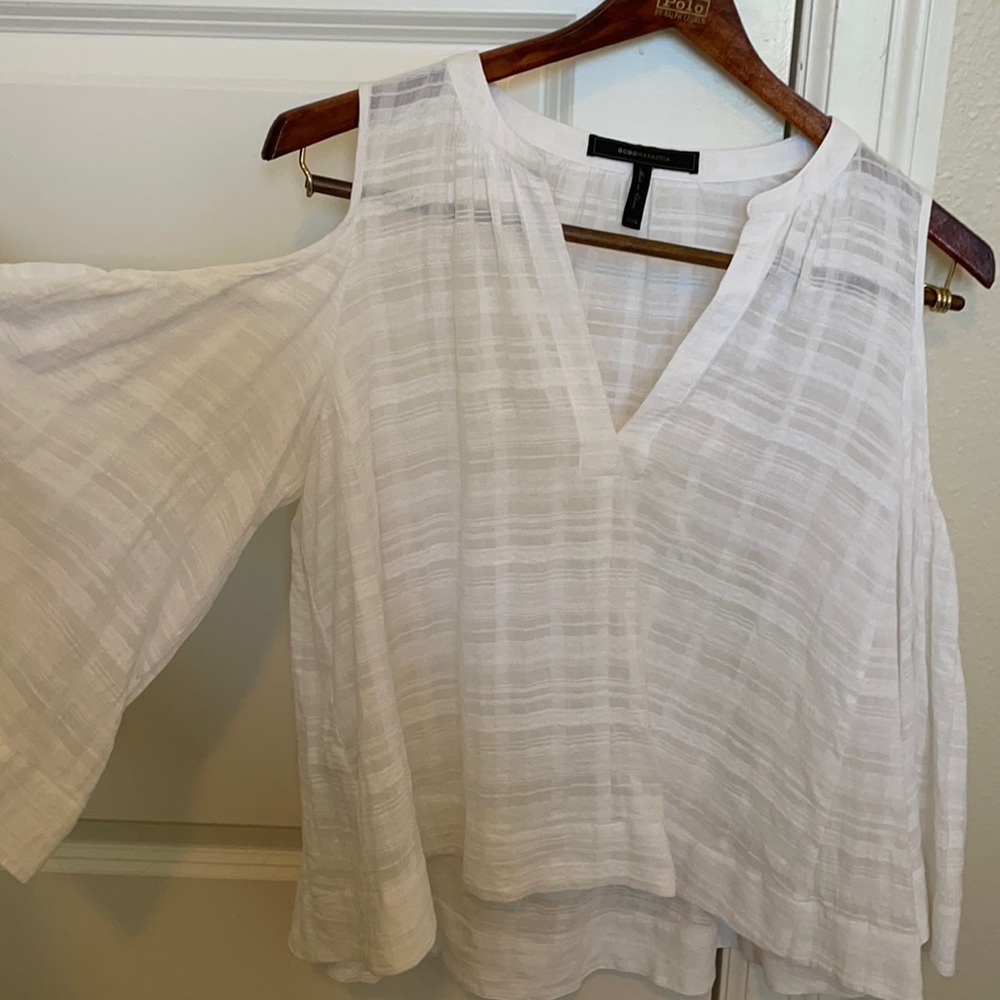 BCBG cold shoulder white linen blouse